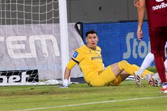 Ο Μελίσσας δέχθηκε κίτρινη κάρτα πριν συμπληρωθεί ένα λεπτό στο ΑΕΛ Novibet - Ατρόμητος