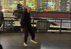 Ο Ζιντάν έπαιξε ένα «μυστηριώδες» παιχνίδι στους δρόμους της Σαγκάης