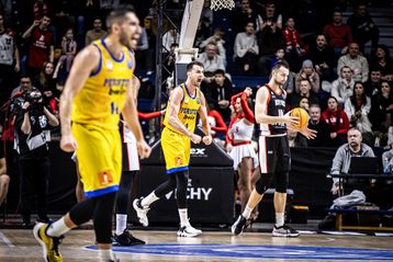 Ο Άγγλος σχολιαστής «τρελάθηκε» και με το Περιστέρι: «Pame Peristeri, KA-LI-NI-XTA!» (vid)