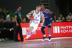 Απίθανο buzzer-beater Τολιόπουλου στο πρώτο δεκάλεπτο με την Καρδίτσα! (vid)