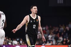 O Ντε Κολό επέστρεψε στη Φενέρμπαχτσε