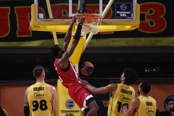 Τα highlights από τη νίκη του Ολυμπιακού επί του Άρη