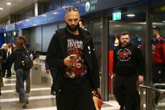 Ο Ολυμπιακός «πέταξε» για Κωνσταντινούπολη (pics)