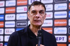 Τι είπε ο Γιώργος Μπαρτζώκας για τους τραυματισμούς των Μιλουτίνοφ και Γουόρντ