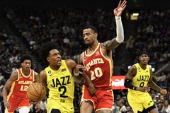 Οι Χοκς επιτέθηκαν στους Τζαζ που έχουν αλλού το μυαλό τους - Τα αποτελέσματα και η κατάταξη του ΝΒΑ (vid)