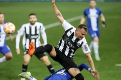 «Κόλλησαν» σε βροχή και VAR ο ΟΦΗ με τον ΠΑΣ Γιάννινα (0-0)