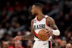 Μπλέιζερς: Με βροχή τριπόντων «έπνιξαν» τους Λέικερς