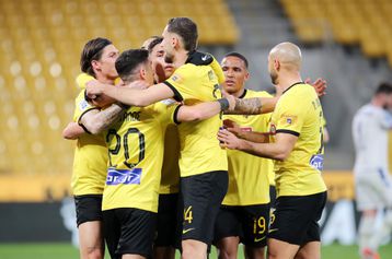 Με φόρα η ΑΕΚ στην Τούμπα, σκόρπισε με τεσσάρα τον Αστέρα Τρίπολης!