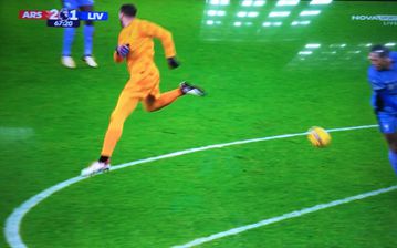 Η απίθανη «γκέλα» του Άλισον έχει γίνει viral στην Αγγλία (pics)