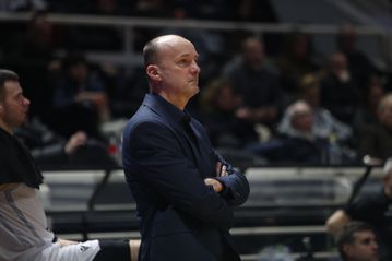 Ζντοβτς: «Παίξαμε για τους 7 αδικοχαμένους οπαδούς» - Τί είπε για τον Ομορούγι