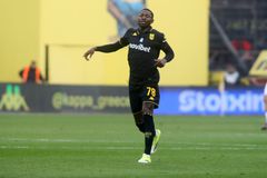 Τα βλέμματα στον Χόνγλα εν όψει του ντέρμπι με τον ΠΑΟΚ