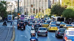 Πρόστιμο έως 1.000 ευρώ σε χιλιάδες κατόχους οχημάτων