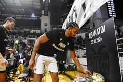 ΠΑΟΚ και Σπόρτινγκ τίμησαν τη μνήμη των 7 παιδιών που χάθηκαν στην Ρουμανία