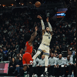 Επιτέλους νίκη για Μπακς που διέλυσαν τους Μπουλς