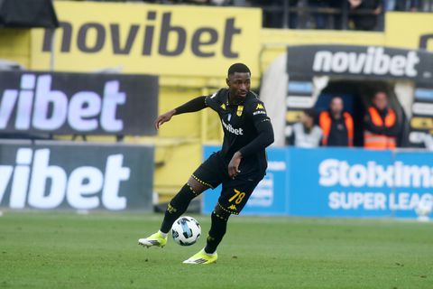 «Μπήκε» ο Χόνγκλα και... τρέχει να προλάβει το Άρης - ΠΑΟΚ