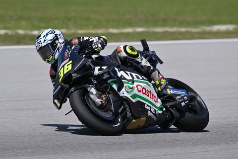 Ο Μιρ στην κορυφή της βροχερής δεύτερης ημέρας δοκιμών στη Σεπάνγκ, εκτός η Yamaha λόγω προβλημάτων