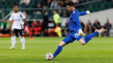 Μία που τον έφερε ο Βόλος και μία που φεύγει