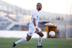 Απίθανος Βέλλιος, έκανε χατ-τρικ σε 11 λεπτά και 22 δευτερόλεπτα κι αποθεώθηκε απ' τους οπαδούς της Τσβόλε