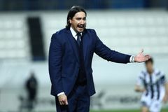 Έξαλλος ο Λέτο: «Αναρωτιέμαι γιατί υπάρχει το VAR, πως μπορείς να παίζεις με τον ΠΑΟΚ...»