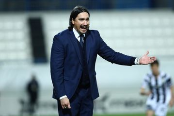 Έξαλλος ο Λέτο: «Αναρωτιέμαι γιατί υπάρχει το VAR, πως μπορείς να παίζεις με τον ΠΑΟΚ...»