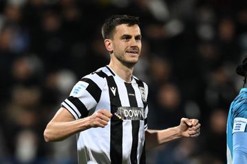 Με νέο πέναλτι του Γερεμέγεφ ο ΠΑΟΚ πήρε ξανά το προβάδισμα