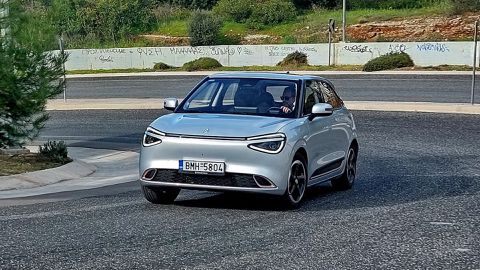 Δοκιμάζουμε το Dongfeng Box – Ευρύχωρο και καλοβαλμένο ηλεκτρικό σουπερμίνι με εξαιρετικά χαμηλή κατανάλωση