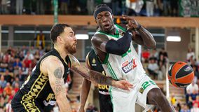 Όταν ο Τζέιμς παρέδωσε το «στέμμα» του στον Ναν!