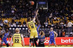 Ο Άρης τιμωρήθηκε με πρόστιμο για υβριστικά συνθήματα στο ματς κόντρα στο Περιστέρι