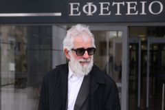 Δίκη Φιλιππίδη: «Ο Πέτρος δεν είναι βιαστής», κατέθεσαν μάρτυρες υπεράσπισής του