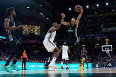 Ποιον παίκτη της Euroleague θέλει ο Σπανούλης στη Μονακό! (vid)
