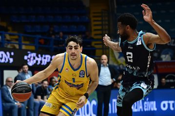 Έβδομη συνεχόμενη νίκη το Περιστέρι, λύγισε τον μαχητικό Κολοσσό