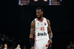 Ένα «standing ovation» στον υπερπολύτιμο Ντόντα Χολ