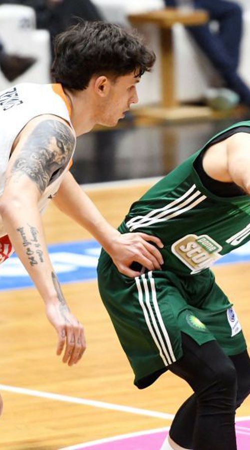 Πιτσιρικάς έκανε 700χλμ για χάρη του Σλούκα (pic)