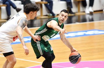 Πιτσιρικάς έκανε 700χλμ για χάρη του Σλούκα (pic)