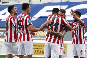 O Πανσερραϊκός πήρε σημαντική νίκη με 2-1 την Κηφισιά στην πρεμιέρα των playouts