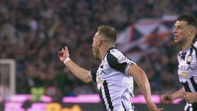 Η Ουντινέζε με γκολάρα του Λόβριτς προηγήθηκε 1-0 κόντρα στη Νάπολι (vid)