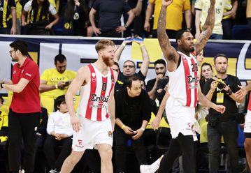 Ουόκαπ στο Sportal: «Θα βρω το καλύτερο σουβλάκι στην Πόλη για τον Σλούκα» (vid)