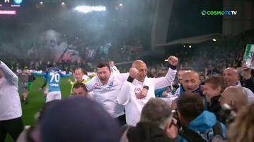 Τρέλα, έκσταση, παροξυσμός για την πρωταθλήτρια Νάπολι - Γυμνοί έφυγαν οι παίκτες (vid)