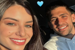 Πάσχα στην Κέρκυρα για τον Μπακασέτα και τη σύντροφό του