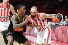 Χωρίς Φουρνιέ κόντρα στην ΑΕΚ ο Ολυμπιακός