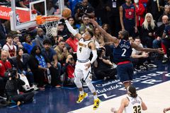 Οι Νάγκετς «διέλυσαν» τους Κλίπερς και θα αντιμετωπίσουν τους Οκλαχόμα στα ημιτελικά της Δύσης