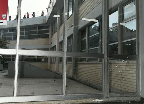 Φωτογραφίες από την επίθεση που δέχθηκε ο Παναθηναϊκός στο ΣΕΦ - Το σημείο που βρίσκονται οι οπαδοί