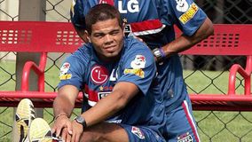 Συγκλονίζει ποδοσφαιριστής που καταστράφηκε από τα ναρκωτικά: «Ξόδευα όλα τα χρήματα, πούλησα μετάλλιο και η οικογένειά μου πεινούσε»