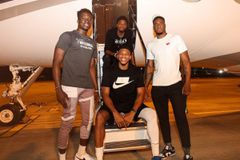 Ο Μέσι κόντρα στην ομάδα των Αντετοκούνμπο με φόντο ένα τρόπαιο του MLS