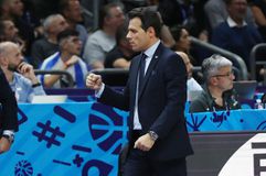 Ιτούδης: «Μαζί με τον Γιάννη έρχονται 6 άτομα από το Μιλγουόκι για να τον παρακολουθούν»!