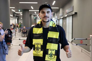 Στη Θεσσαλονίκη για τις υπογραφές με τον Άρη ο Τζούρασεκ