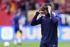 Γιατί ο Εμπαπέ παίζει με μάσκα και μέχρι πότε πρέπει να τη φοράει;