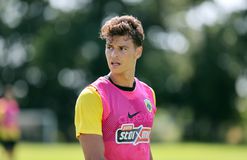 Ο Ρέλβας πήρε θέση δίπλα στον Μουκουντί και ο Πιερό δίπλα στον Ζίνι