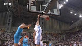 Ελλάδα - Σλοβενία | Κλέψιμο και εμφατικό κάρφωμα Λούντζη