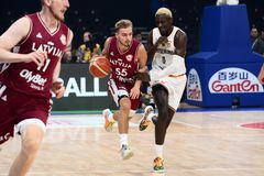 Με καθυστέρηση ενός χρόνου ο Ζάγκαρς ετοιμάζεται για το ντεμπούτο του στην Euroleague με την Φενέρμπαχτσε (vid)